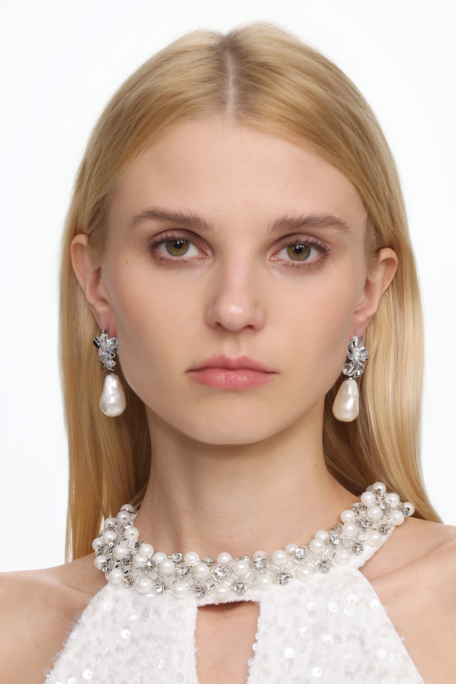 Xakia Flower Pearl  Earrings