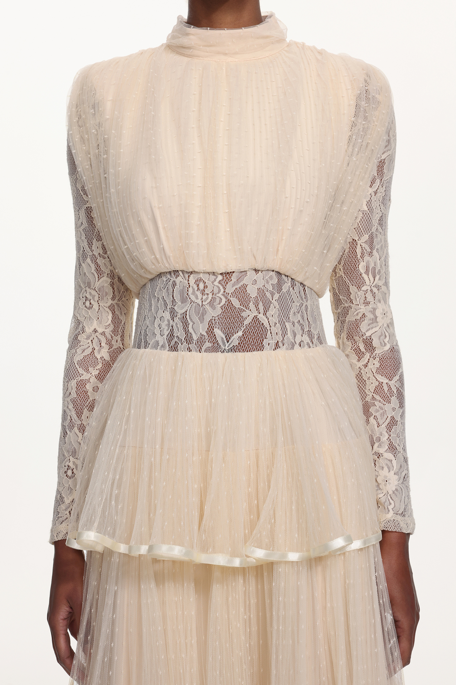 Yannei Romantic Flowy Long Sleeve Lace Tiered Tulle Maxi Dress