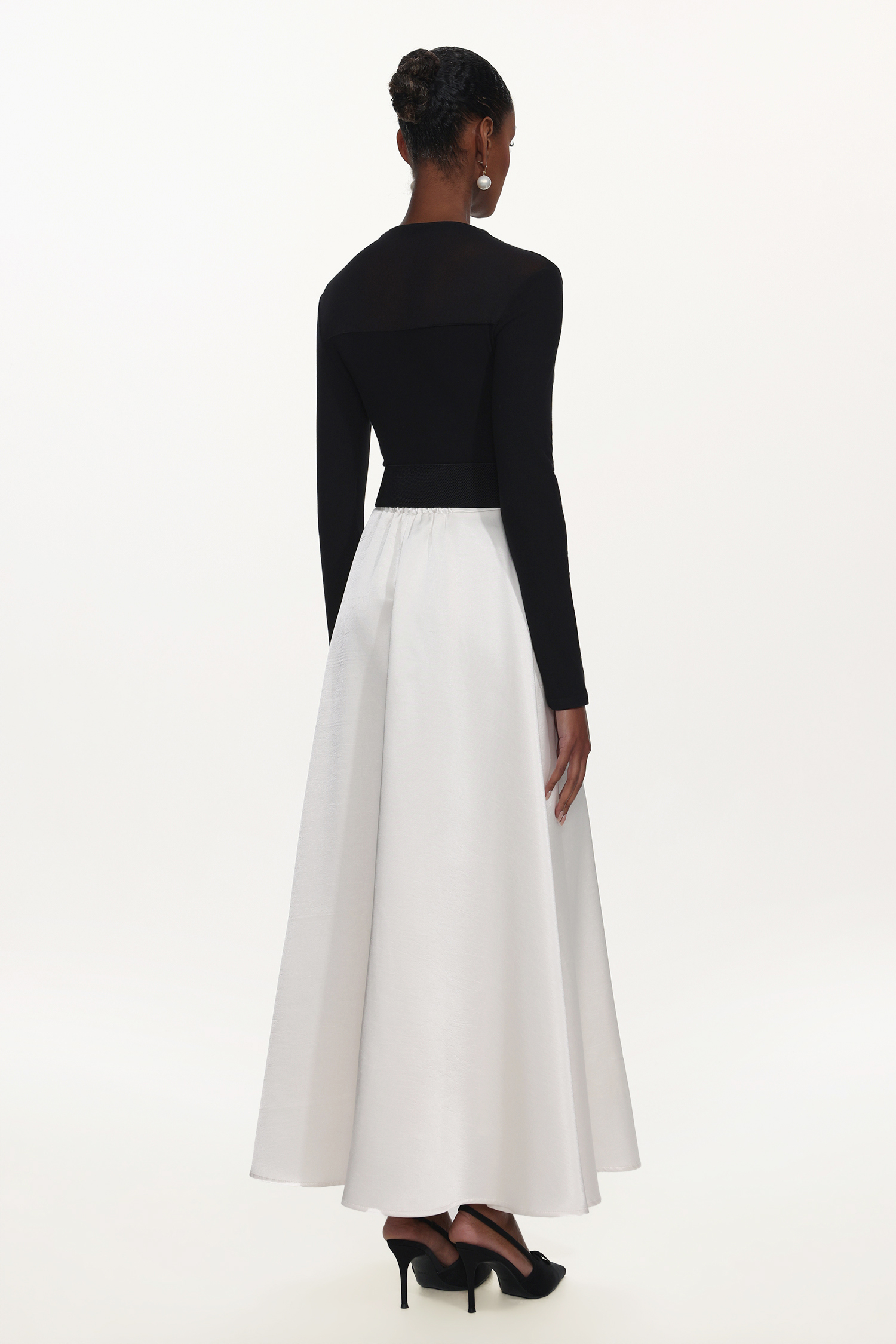 Heloise Elegant Contour Long Sleeve Contrast Floral Maxi Dress