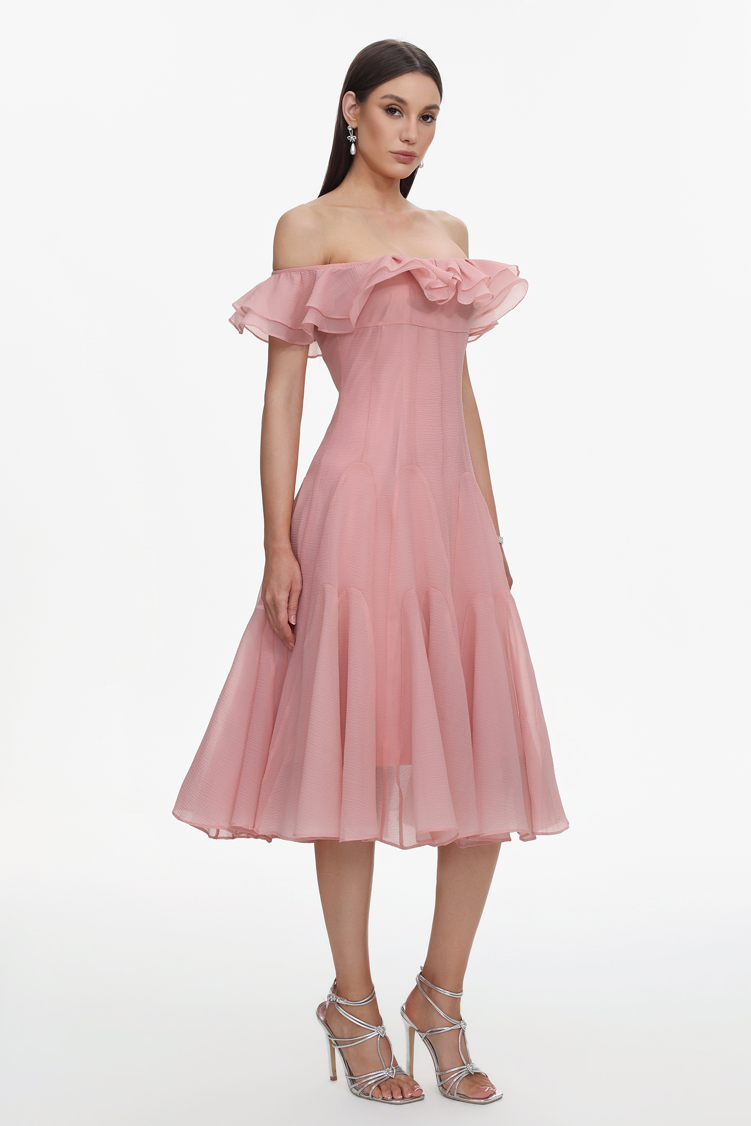 Wika Romantic Flowy Off Shoulder Ruffle Midi Dress