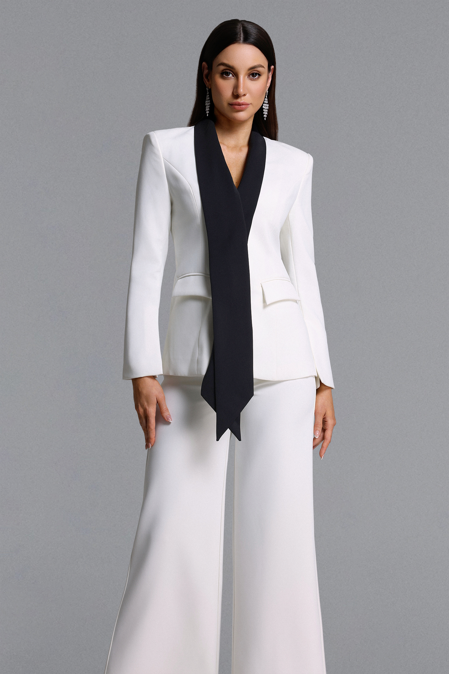 Umeko Classic Tailored Long Sleeve Contrast Lapel Blazer Set