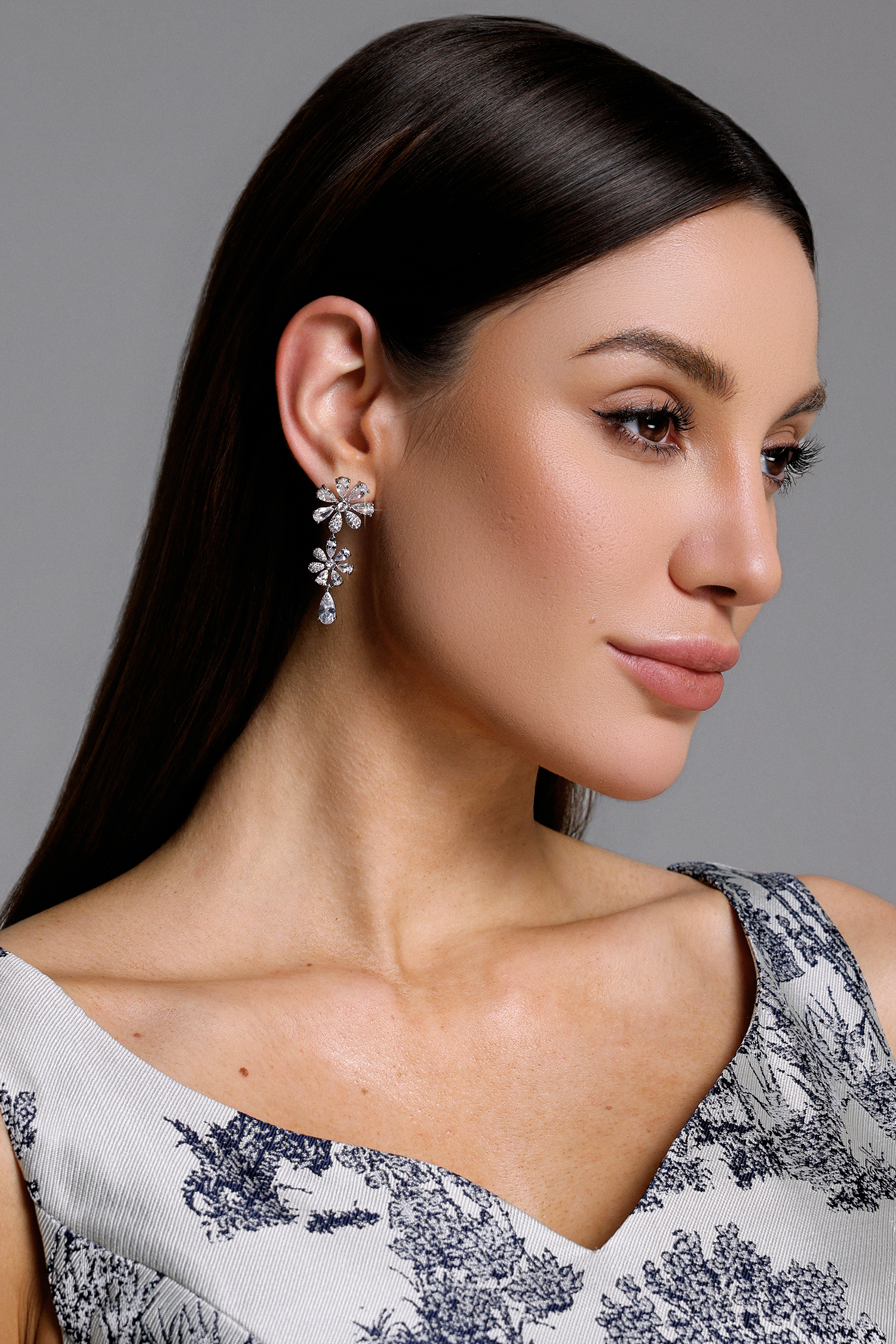 Wynn Flower Drop Diamond Earrings