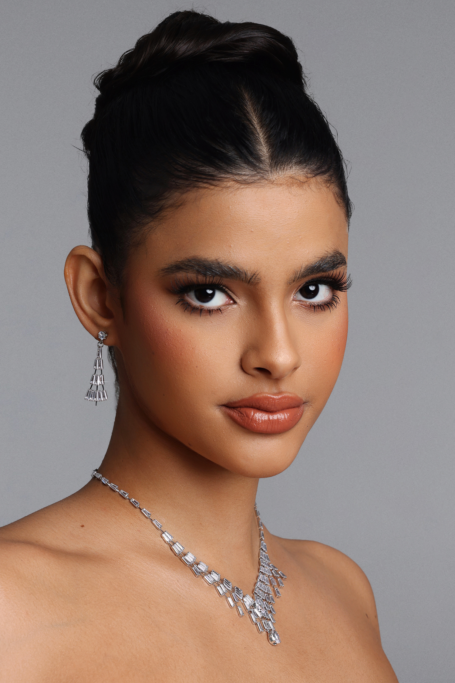 Mensa Baguette Crystal Fringe Necklace Earrings Set