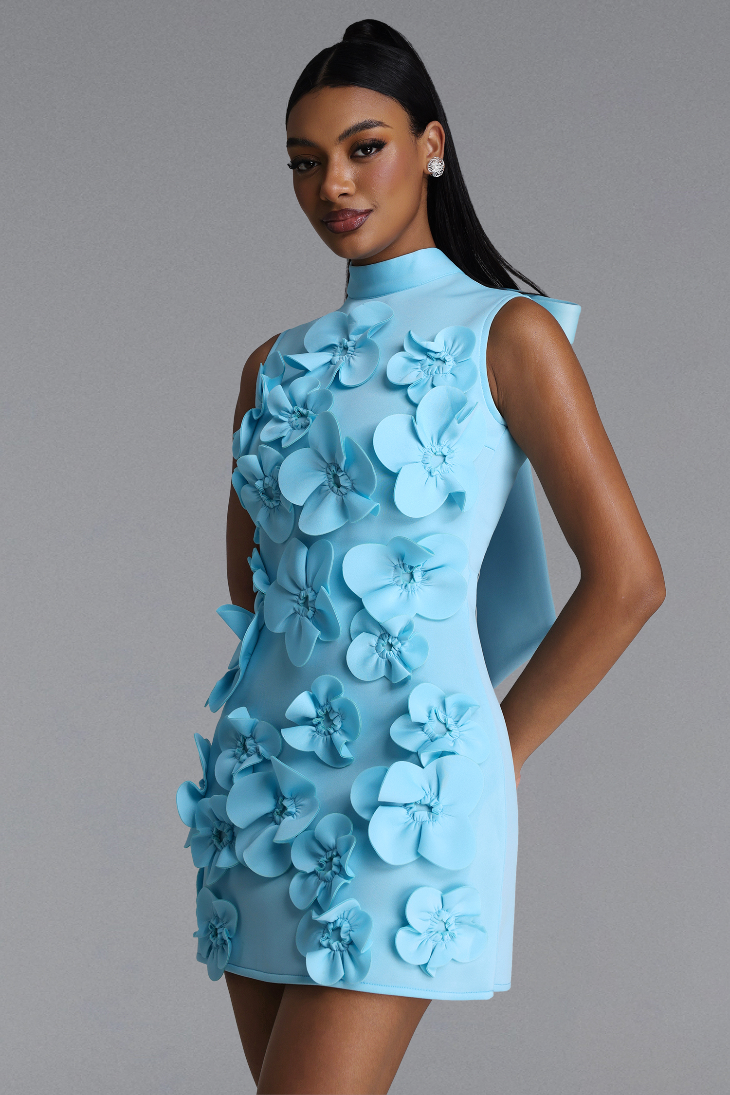 Uana Elegant Contour Sleeveless Floral Mini Dress