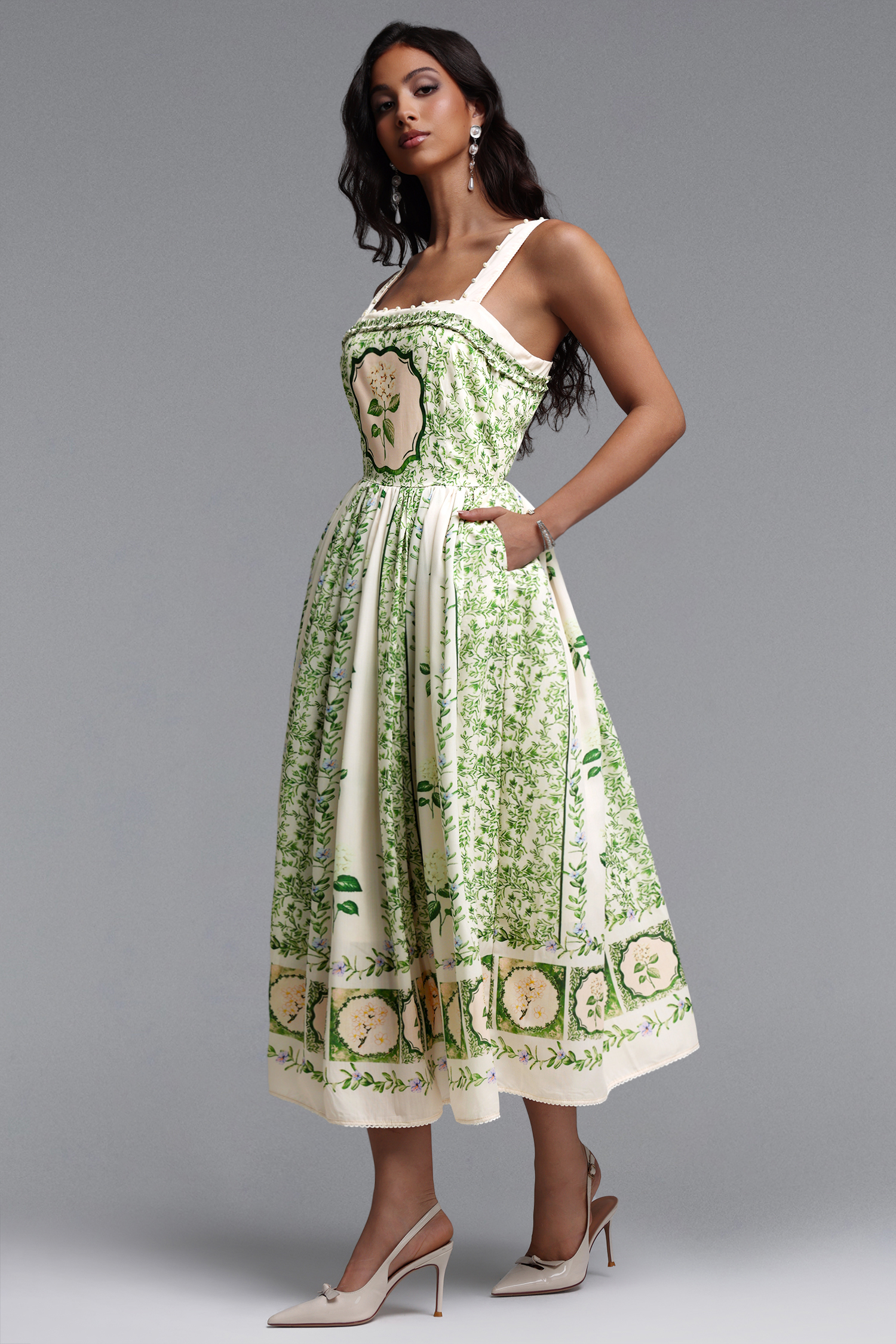 Sloan Resort Flowy Sleeveless Floral Print Woven Maxi Dress
