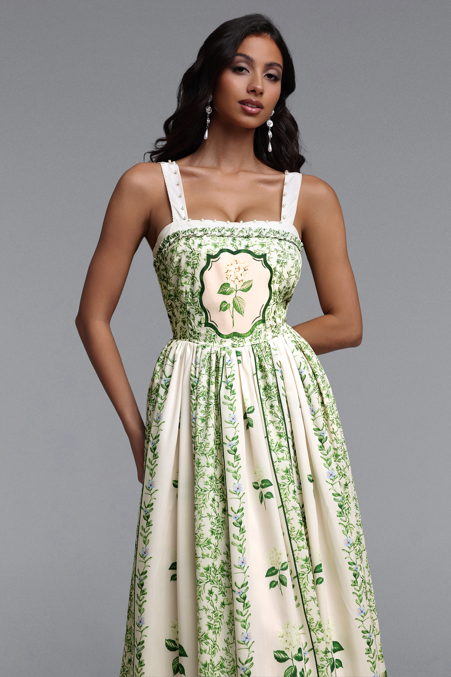 Sloan Resort Flowy Sleeveless Floral Print Woven Maxi Dress