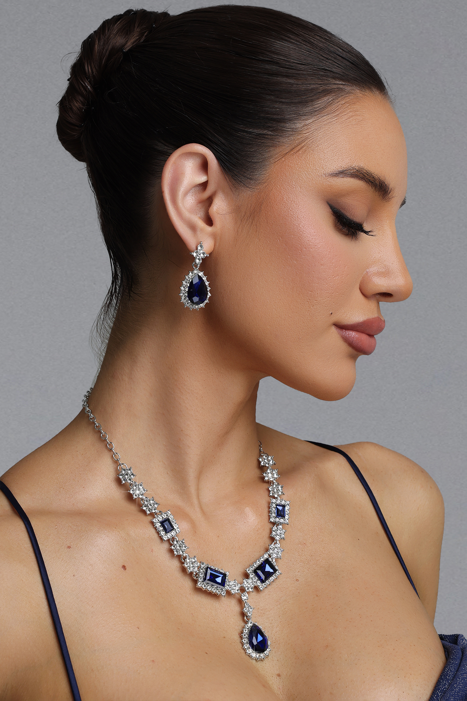 Julieta Grand Blue Stone Set