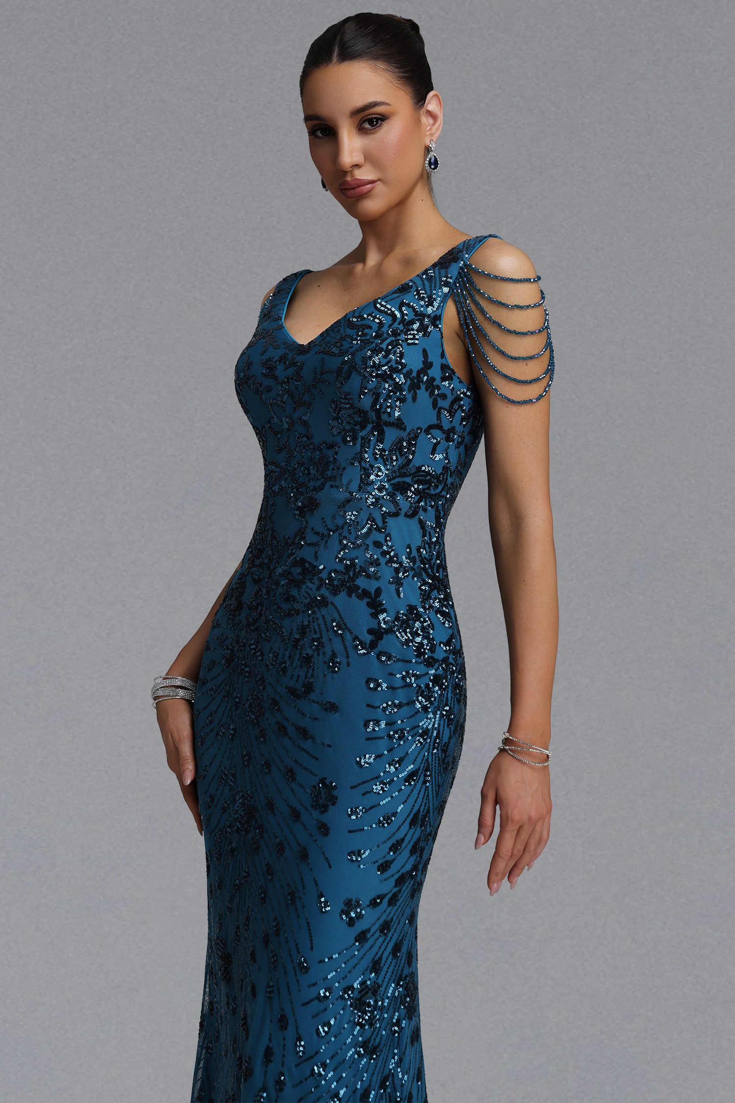 Gerianna Elegant Waist-Cinching Deep V Pearl Chain Tassel Floral Sequin Mesh Mermaid Maxi Evening Dress