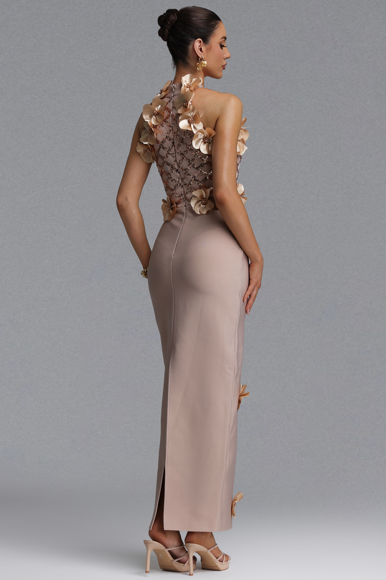 Pedra Giela Oria Glamorous Contour Pearl Floral Bandage Beige Maxi Dress