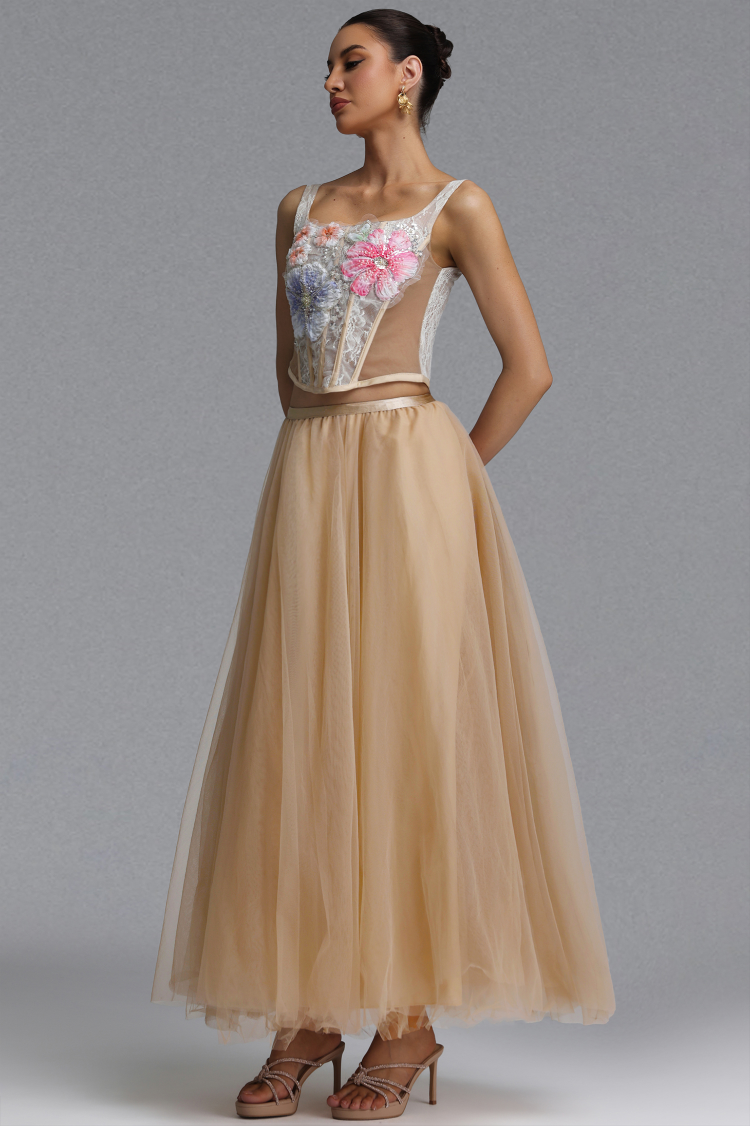 Reye Elegant Waist-Cinching Square Neck Strap Boned Colorful 3D Floral High Waist Full Skirt Mesh Two-Piece Maxi Evening Dress