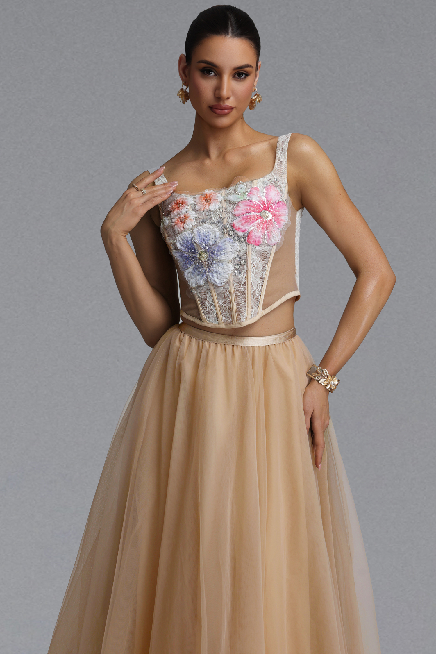 Reye Elegant Waist-Cinching Square Neck Strap Boned Colorful 3D Floral High Waist Full Skirt Mesh Two-Piece Maxi Evening Dress