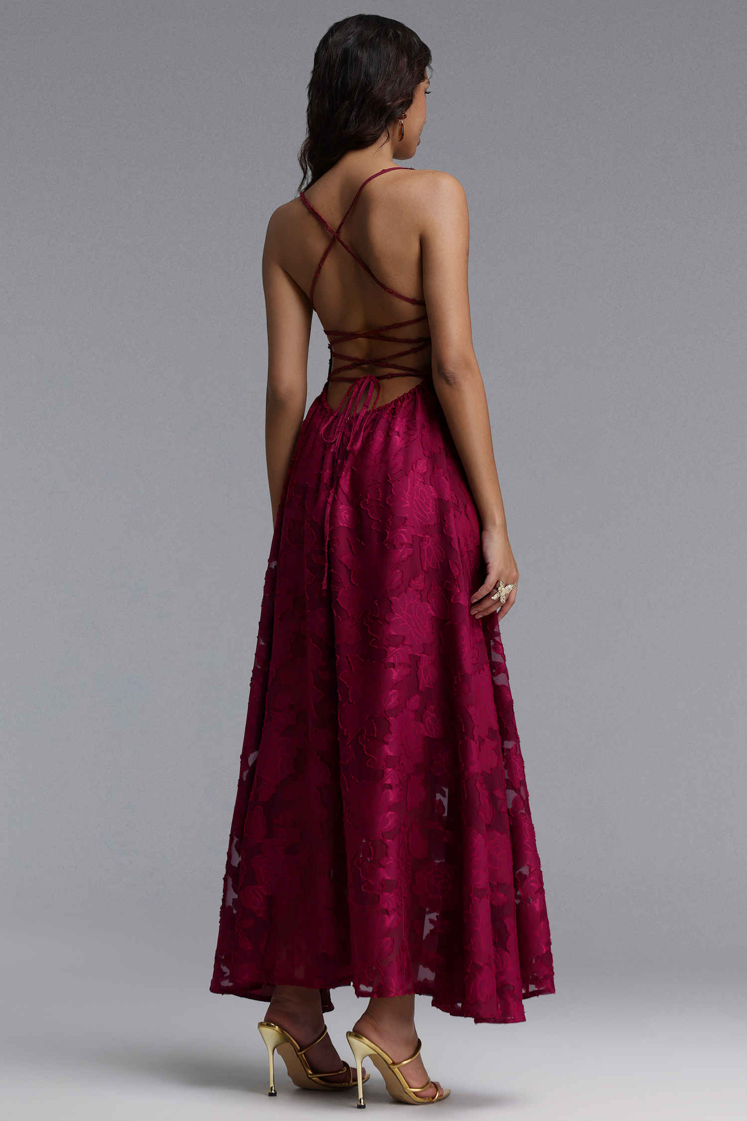 Qearl Elegant Flowy Spaghetti Strap Floral Woven Maxi Dress