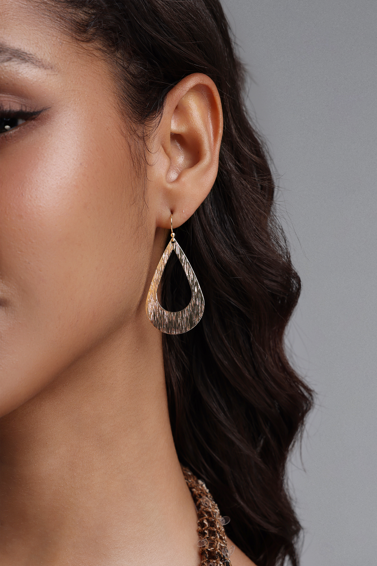Zalea Hollow Teardrop Brushed Gold Drop Earrings