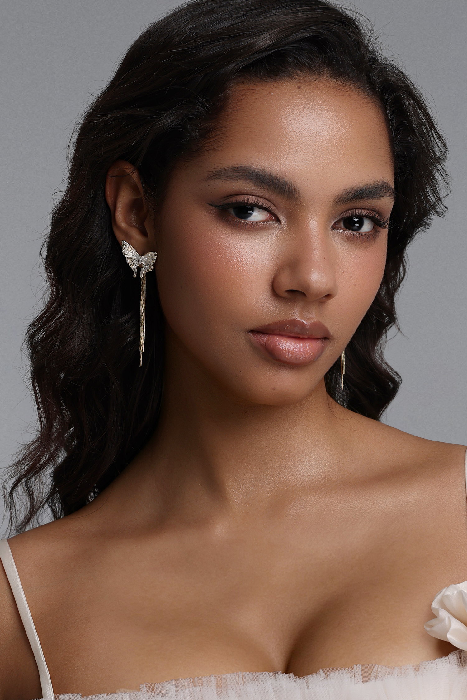 Kivi Diamond Pearl Butterfly Tassel Earrings