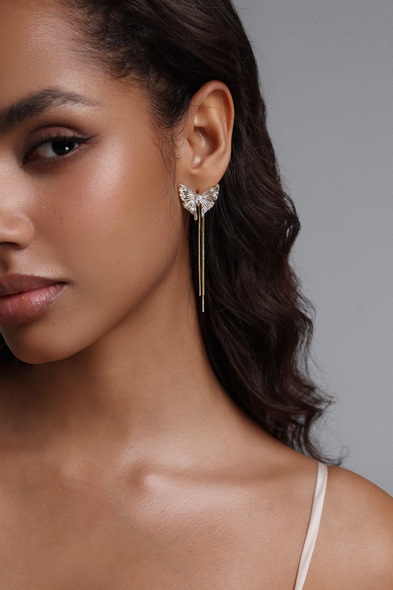Kivi Diamond Pearl Butterfly Tassel Earrings
