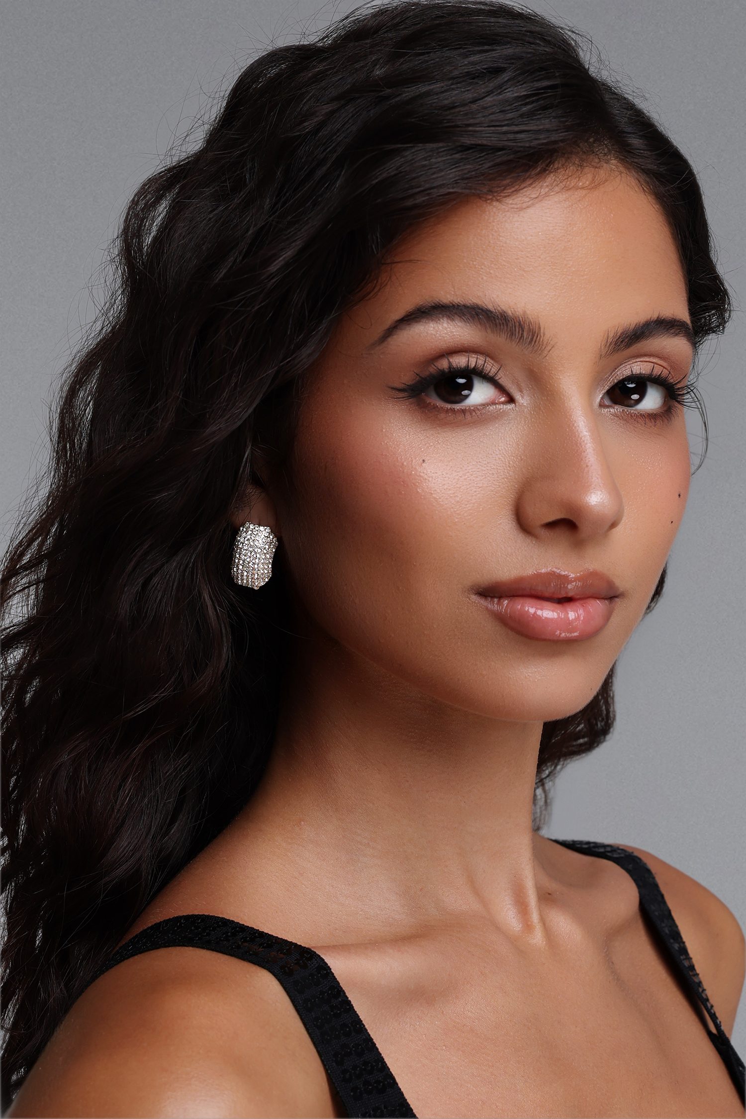 Roline Full Pave Diamond Irregular Square Stud Earrings