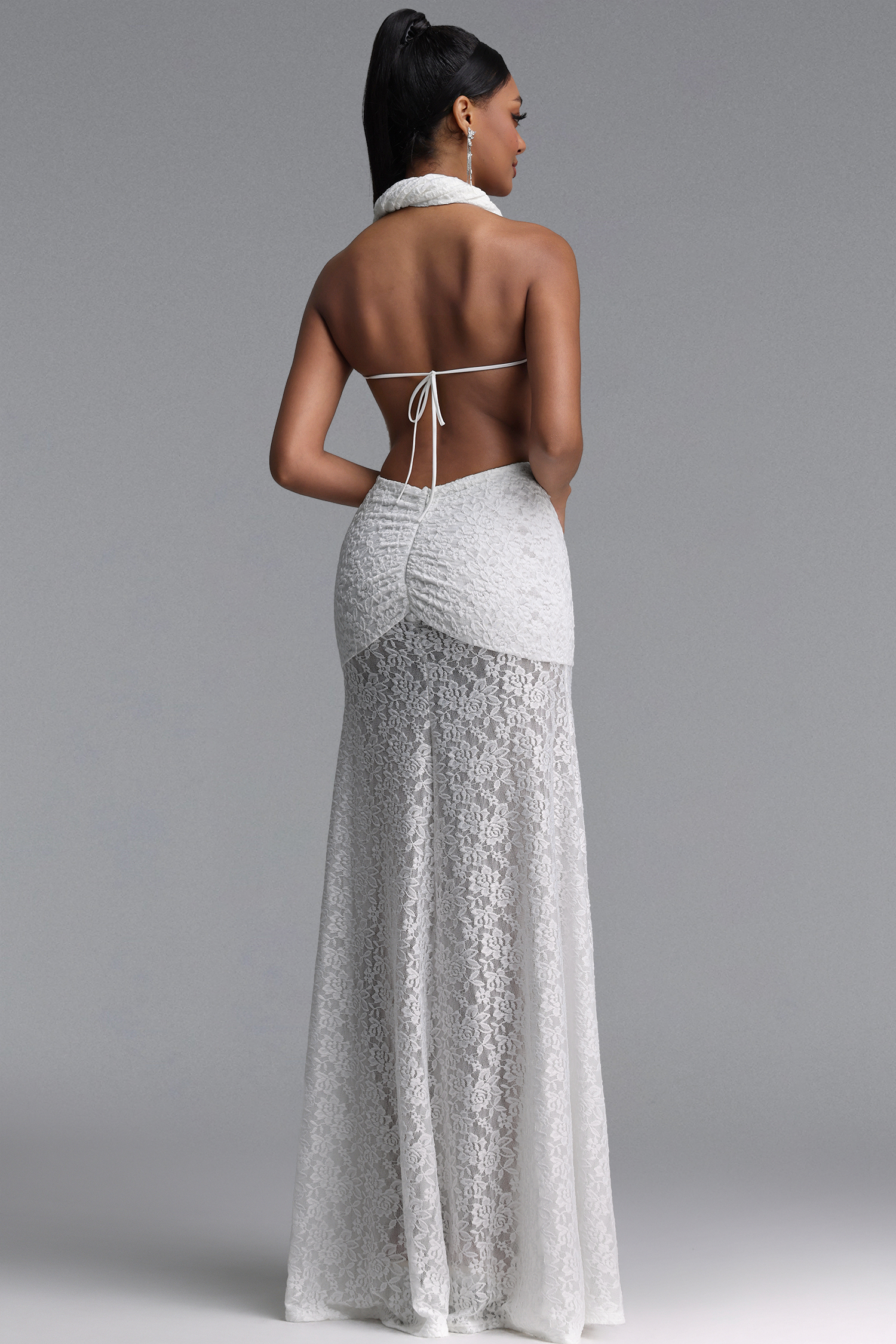 Uabeza Elegant Waist-Cinched Halter Slit Ruched Lace Maxi Dress