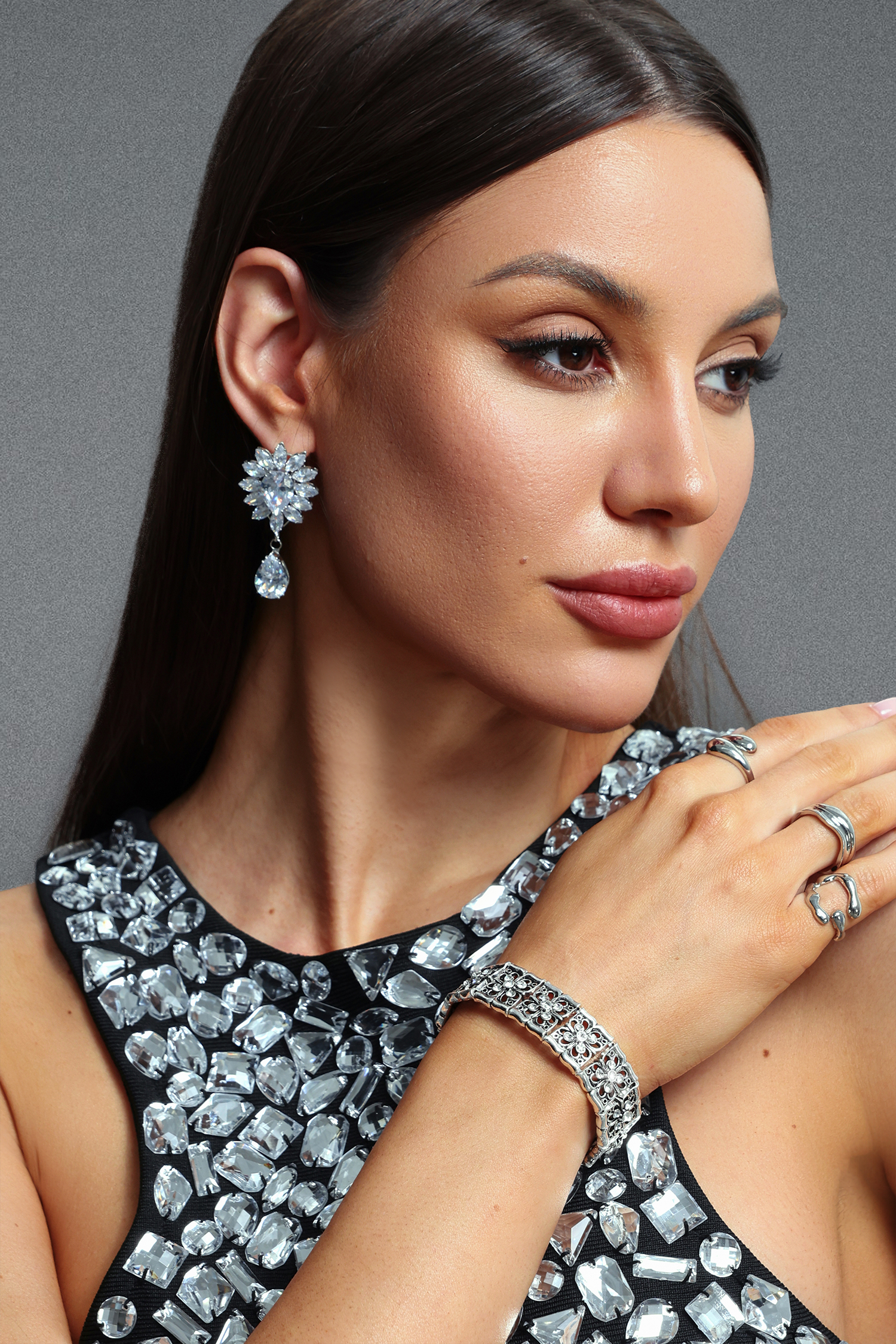 Uri Vintage Square Cut Out Floral Bracelet
