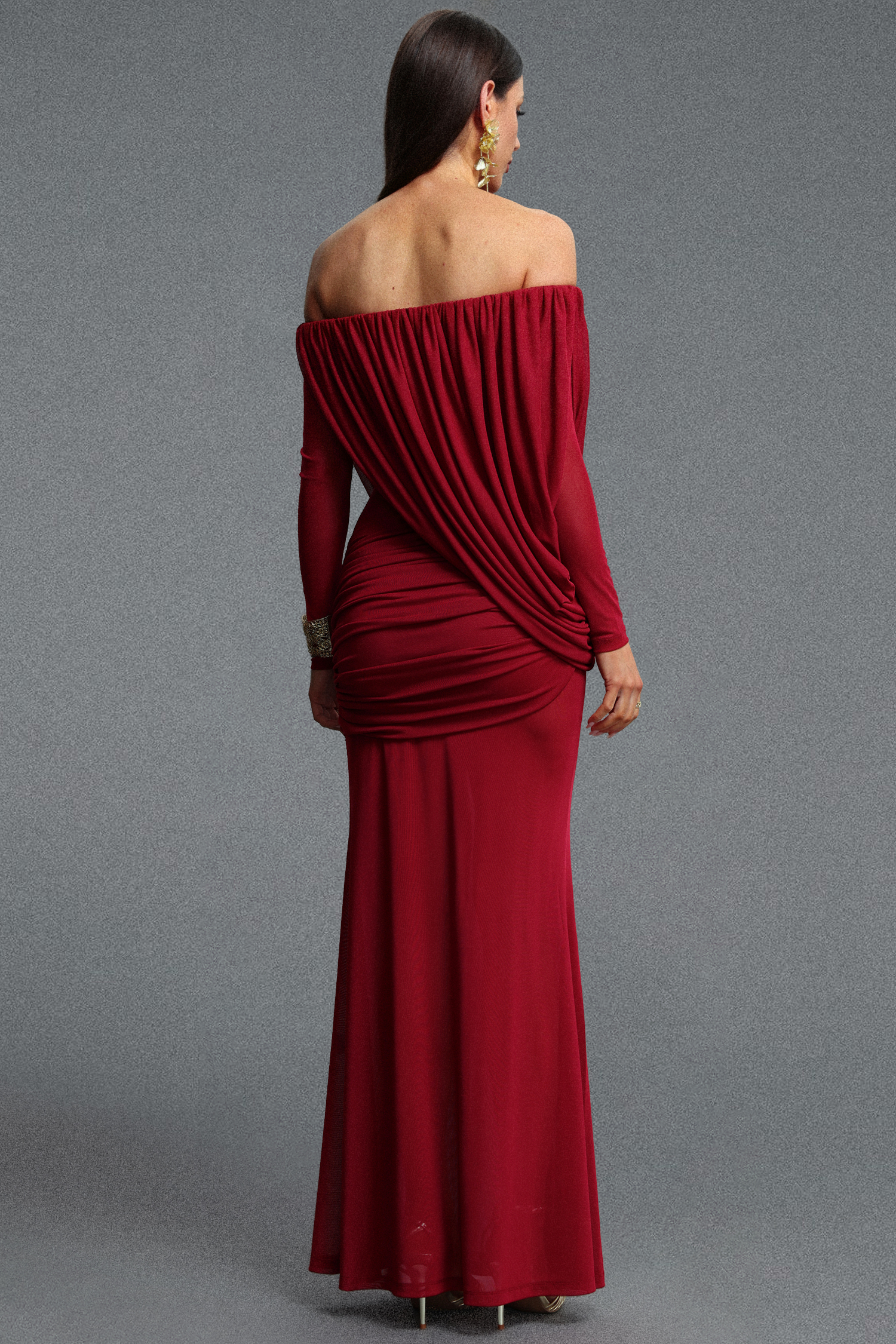 Uano Elegant Luxurious Off Shoulder Long Sleeve Ruched Knit Maxi Dress