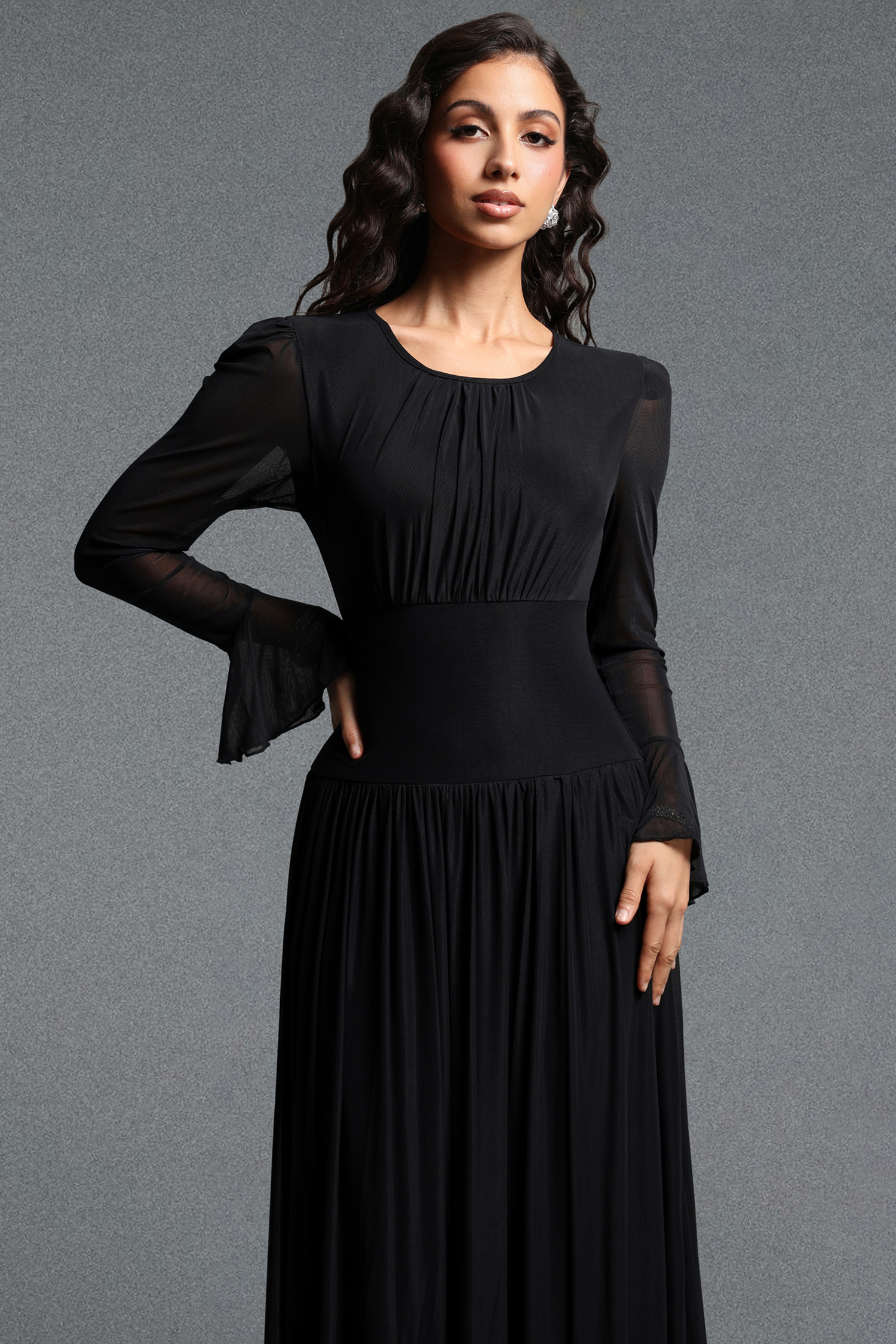 Kyra Classic Flowy Round Neck Long Sleeve Chiffon Maxi Dress