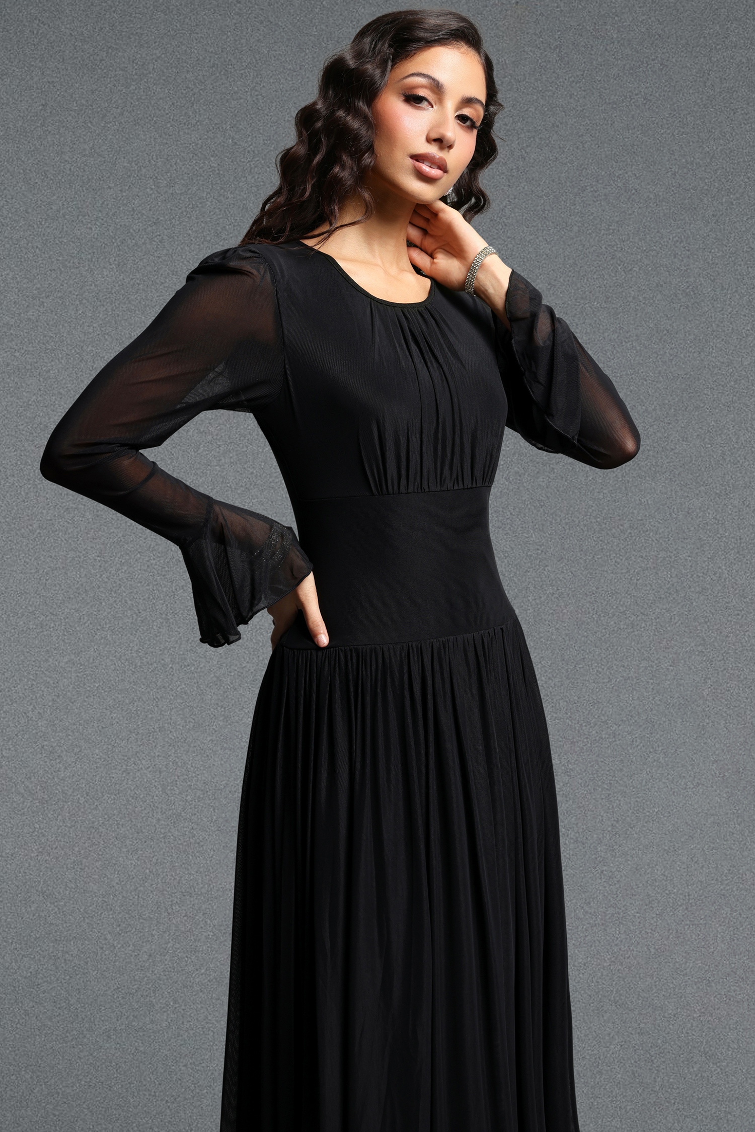 Kyra Classic Flowy Round Neck Long Sleeve Chiffon Maxi Dress