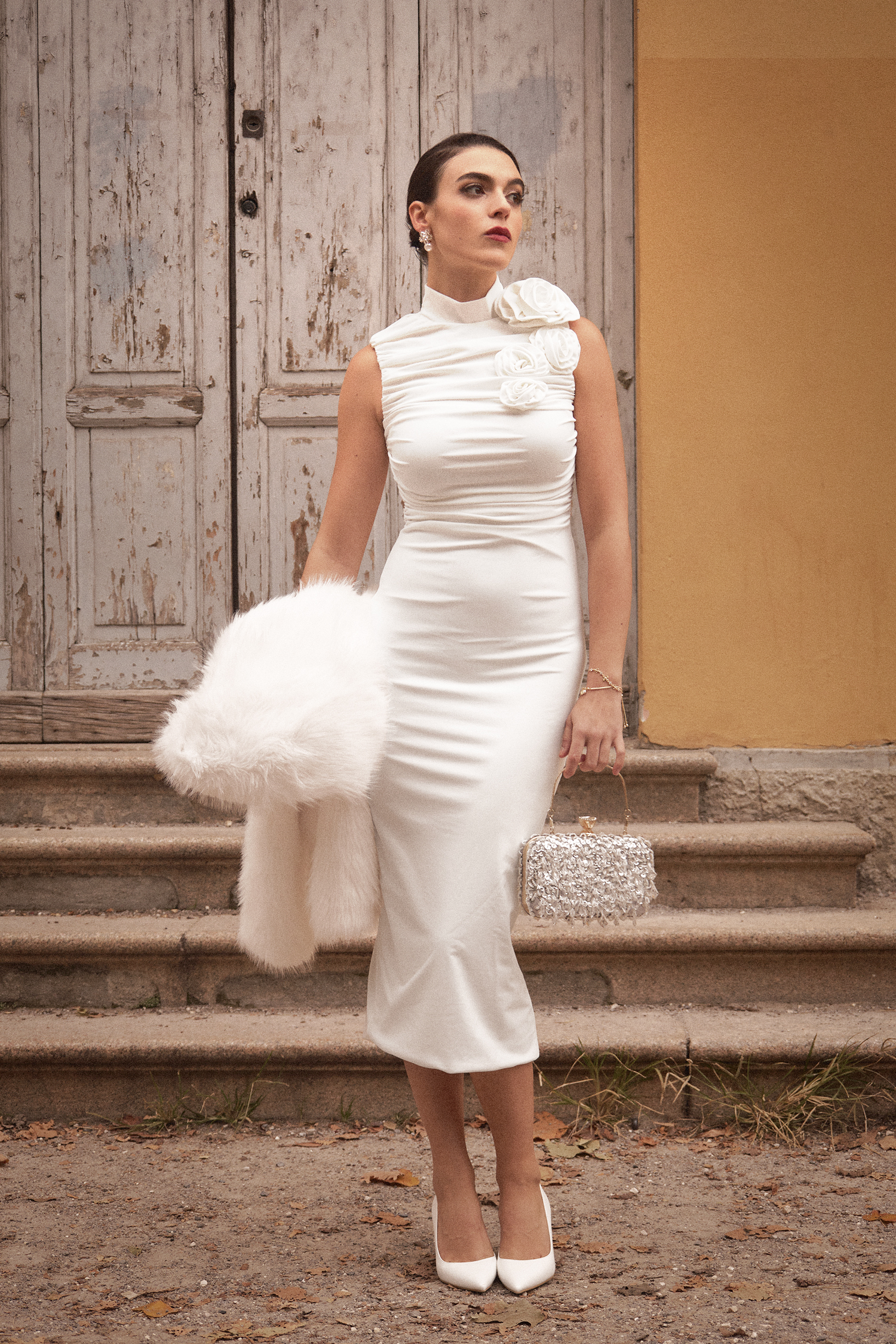 Shaney Flowers Slim Sleeveless Midi Dress