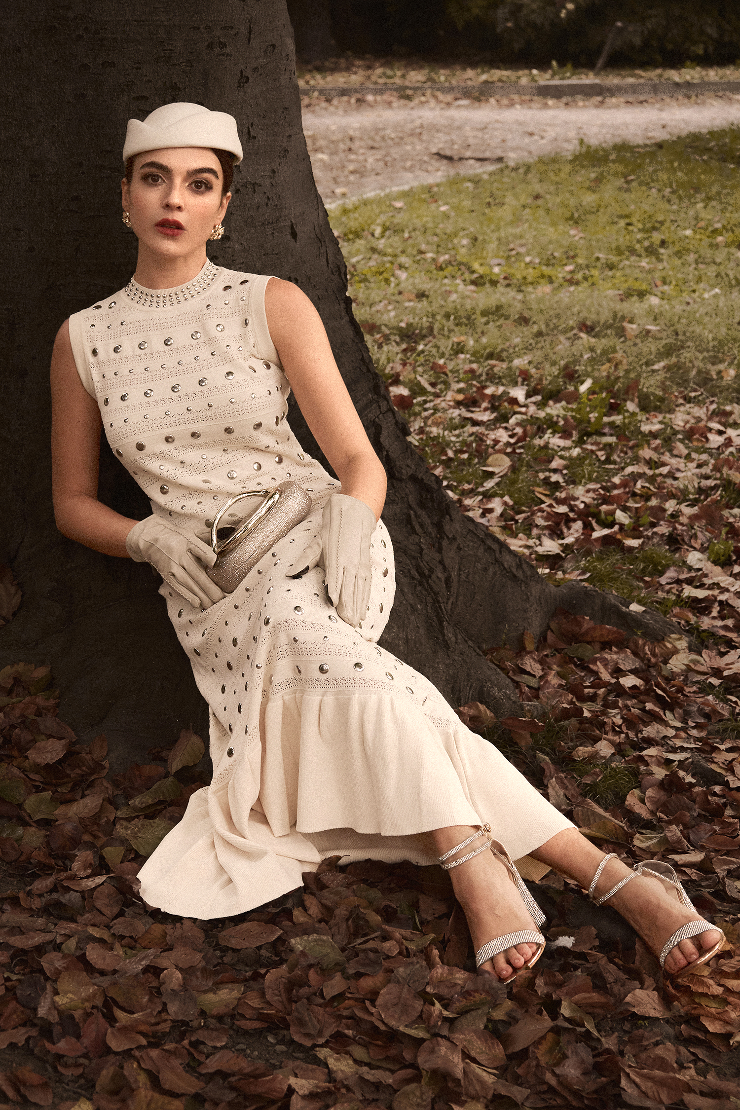 Verga Sleeveless Round Neck Rivet Folds Maxi Dress