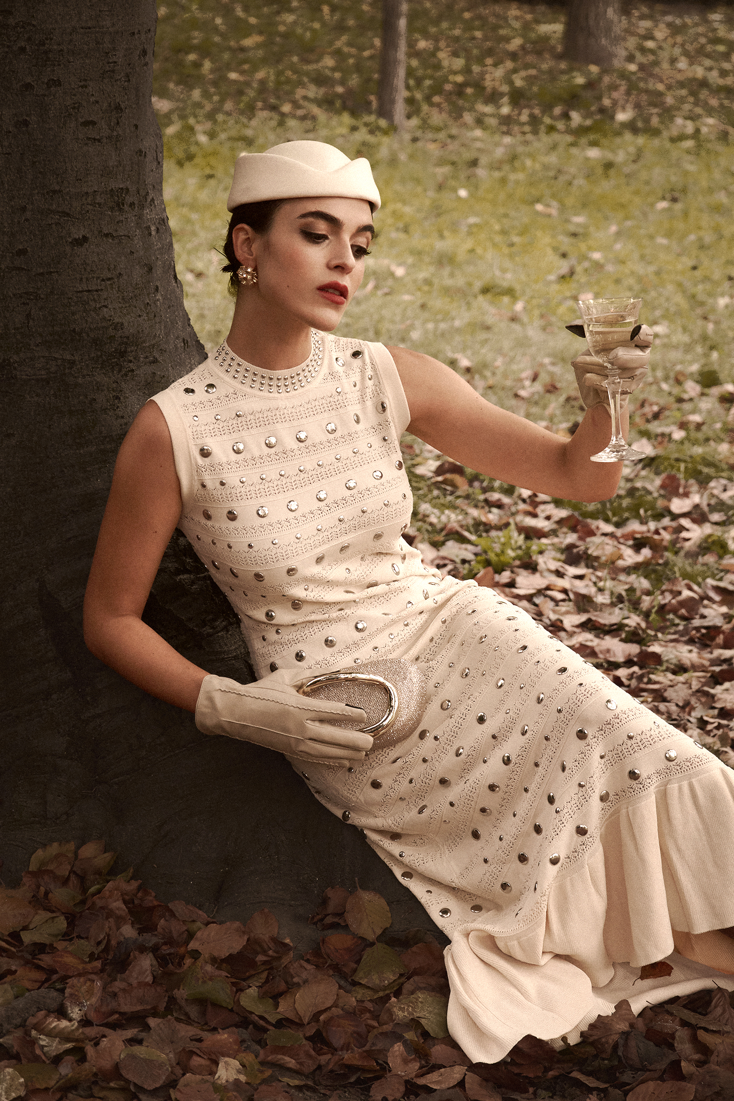 Verga Sleeveless Round Neck Rivet Folds Maxi Dress