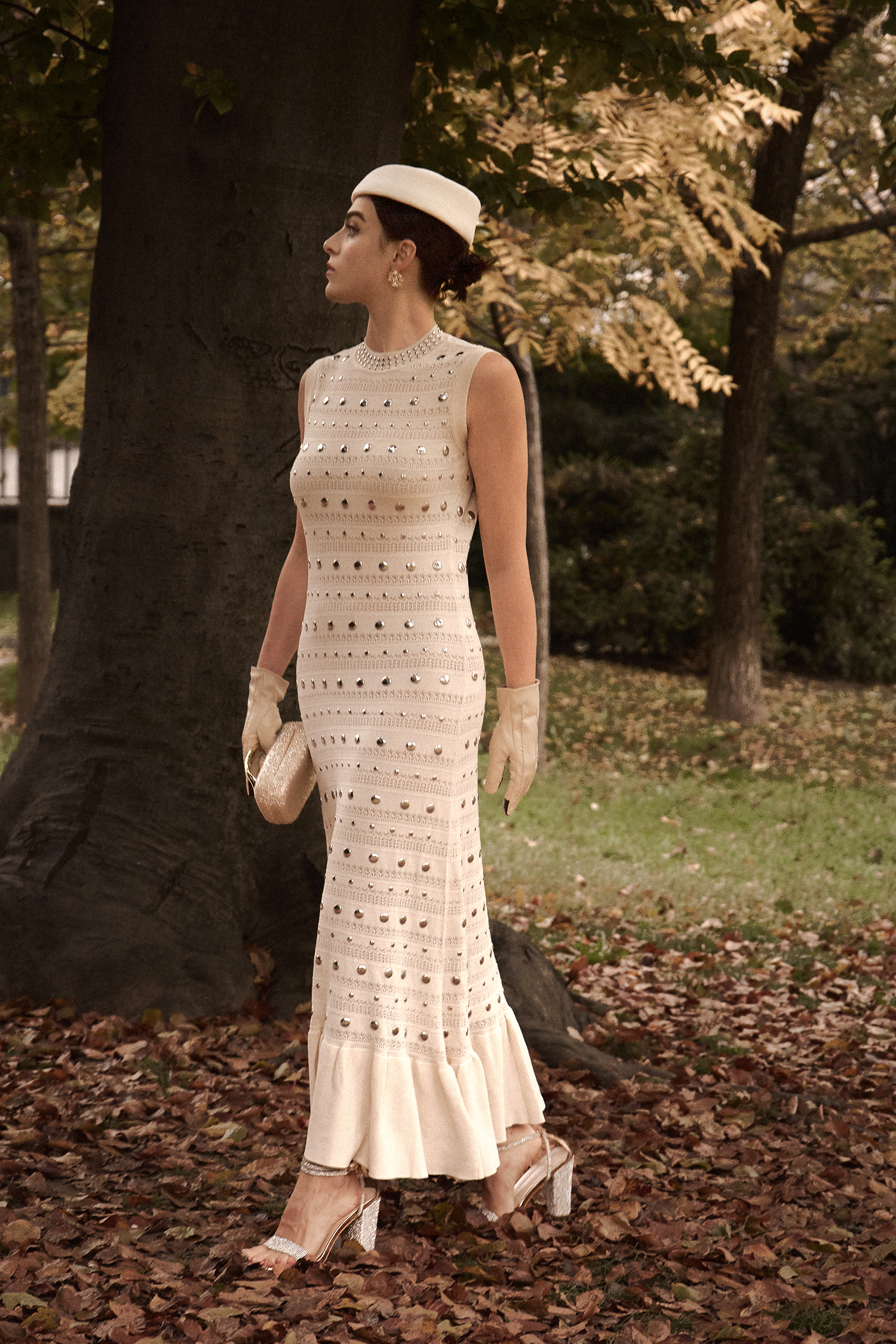 Verga Sleeveless Round Neck Rivet Folds Maxi Dress