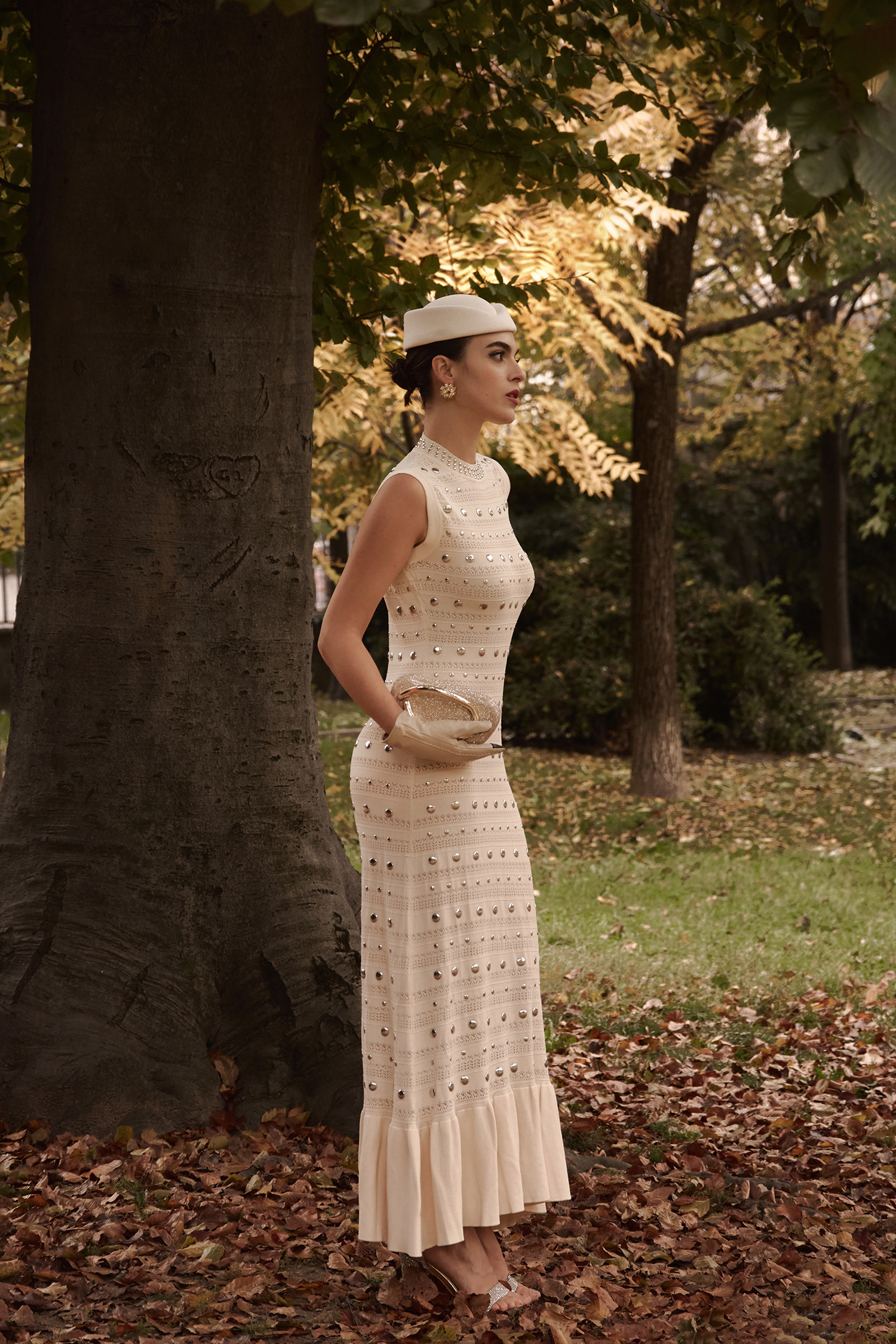 Verga Sleeveless Round Neck Rivet Folds Maxi Dress