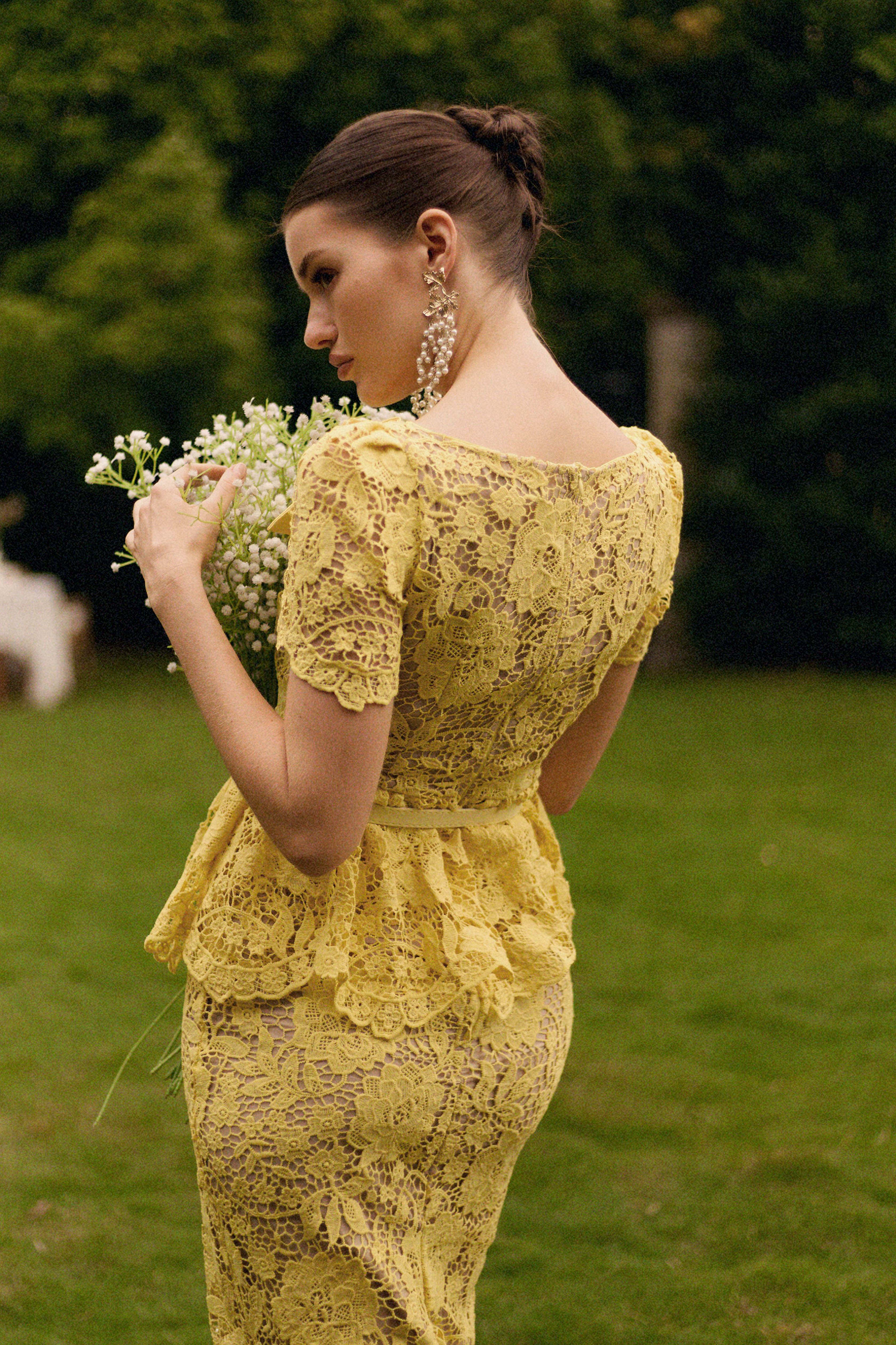 Quinn Elegant Cinched Short Sleeve Floral Lace Maxi Dress