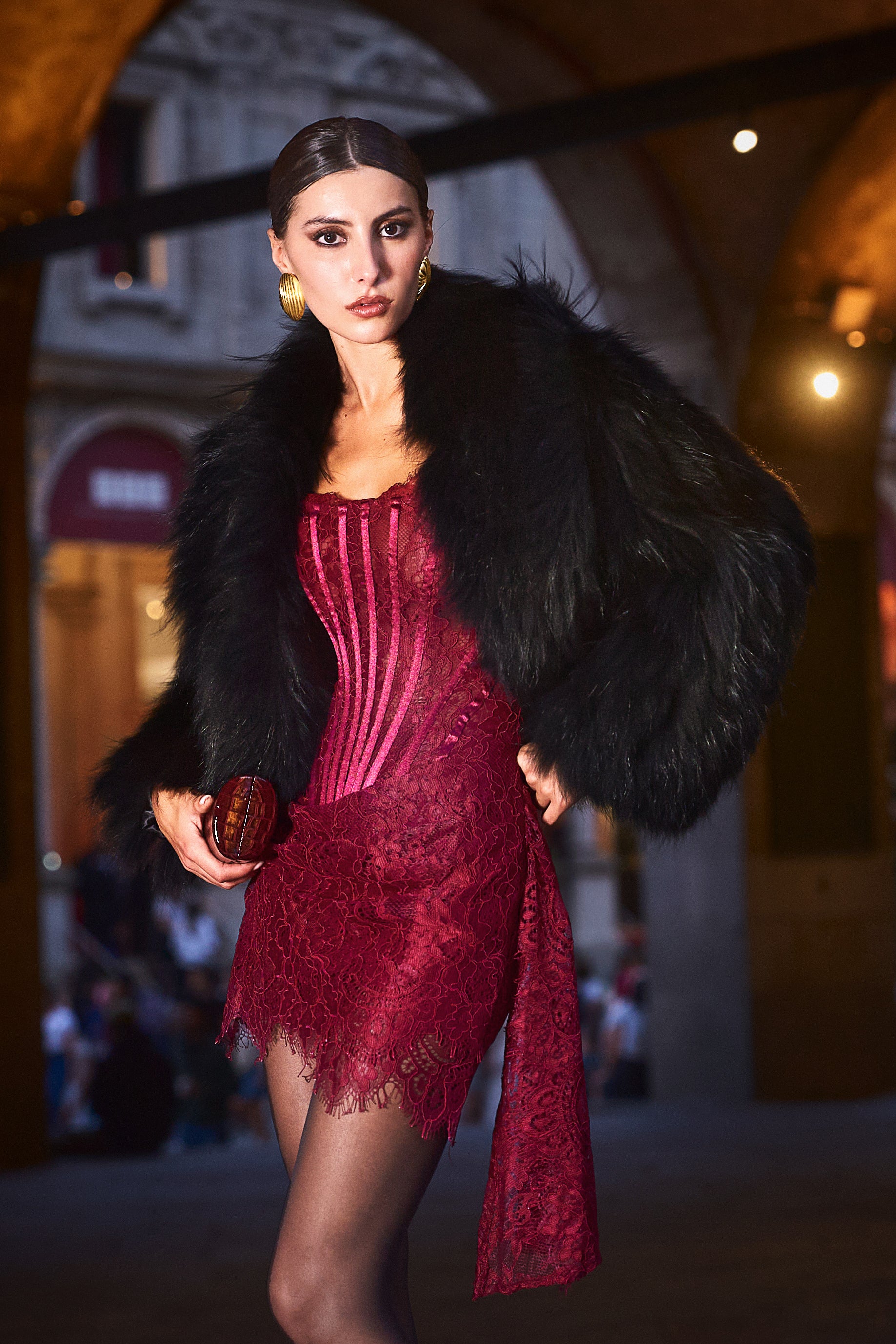 Sling Ärmelloses Minikleid mit Korsettspitze