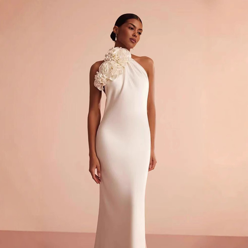 Vivi Sleeveless Flowers Halter Maxi Dress