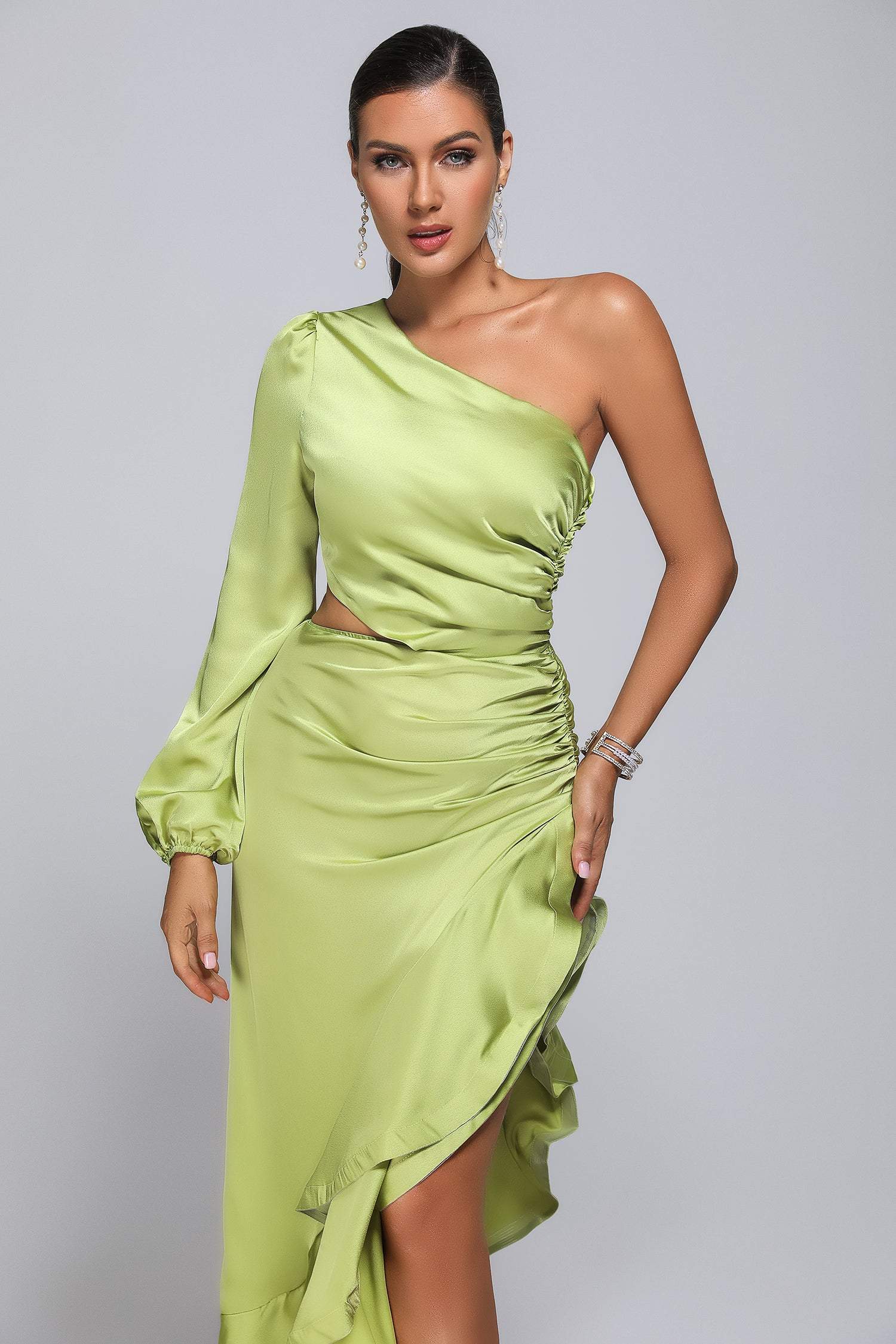 Beren Eine Schulter Satin Maxikleid