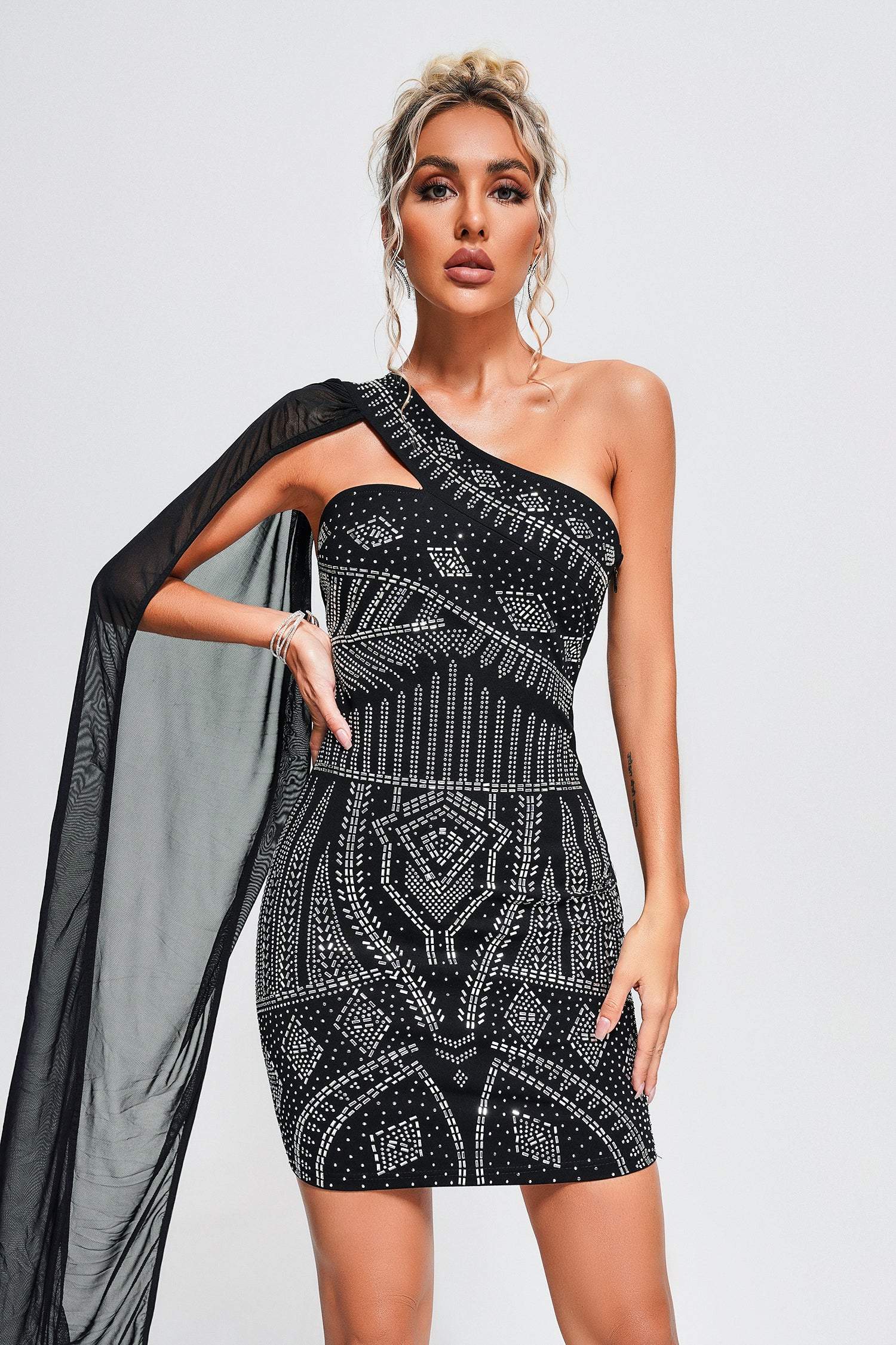 Vafa One Shoulder Kristall Mini Bandage Kleid