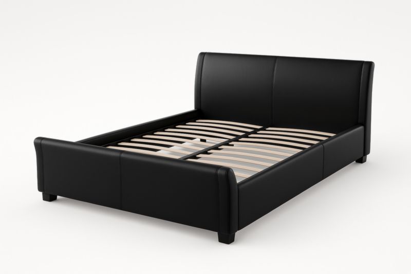 Letto matrimoniale in ecopelle nero con struttura in legno-Darovinal