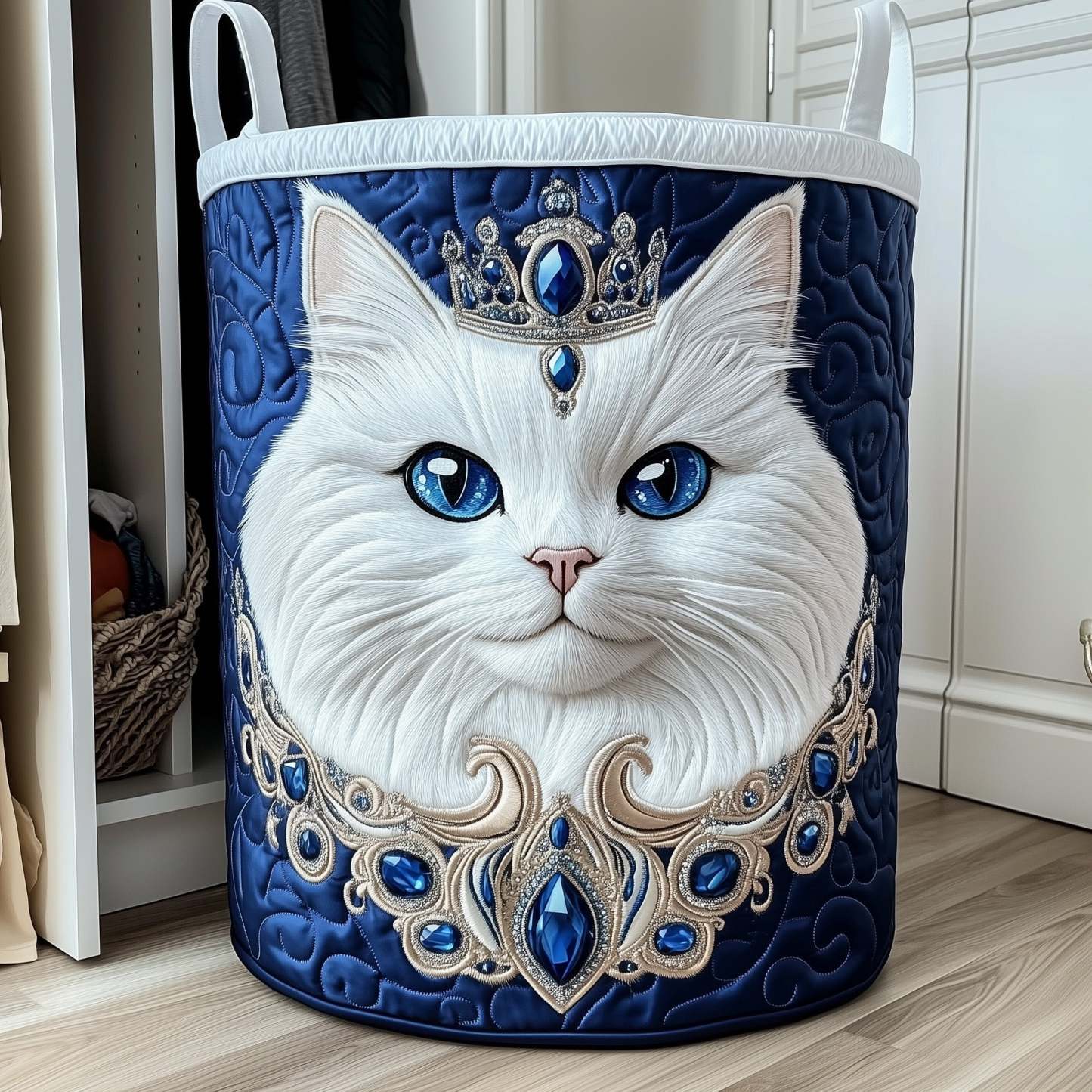 Cat Queen Quilted Laundry Basket GFTONT4269