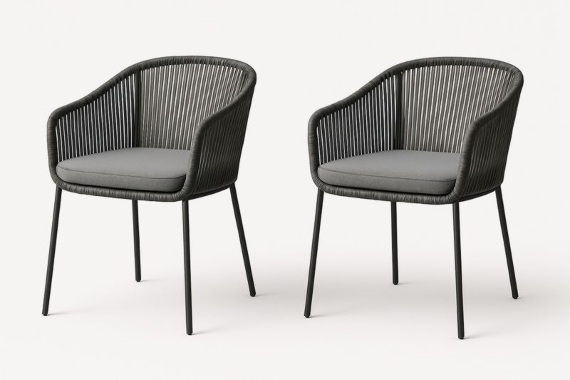 Lot de 2 chaises avec corde noir, coussins gris et pieds en métal