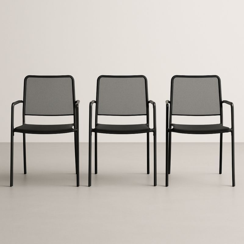 Chaise de repas en aluminium et polyester