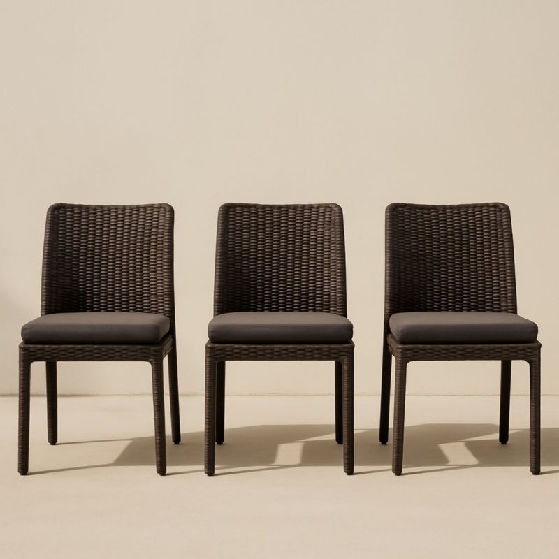 Ensemble de 3 chaises de terrasse en résine tressée Marron avec coussin Gris