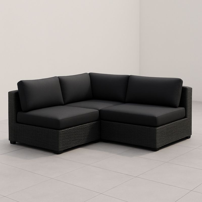 Canapé d'angle extérieur en résine tressée noire avec coussins en polyester