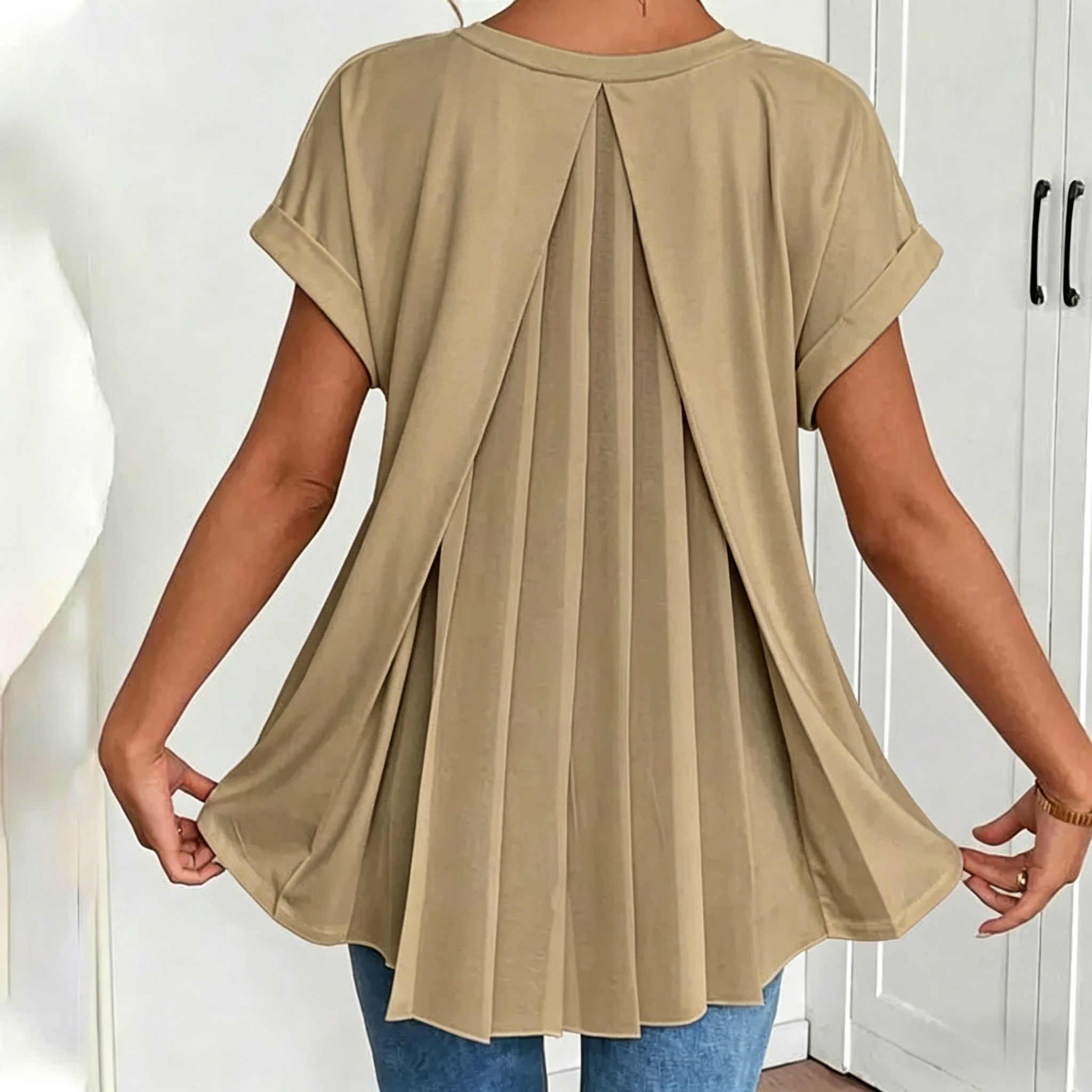 Pleated Back Shirt