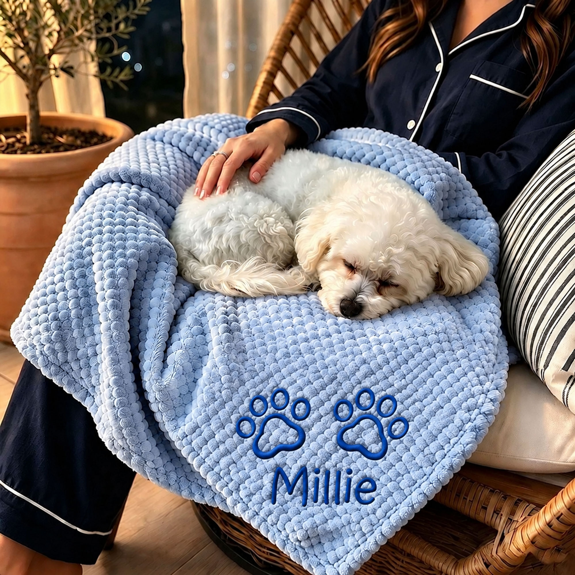 Personalized Embroidered Puppy Blanket with Name & Paw Print | MNHome108