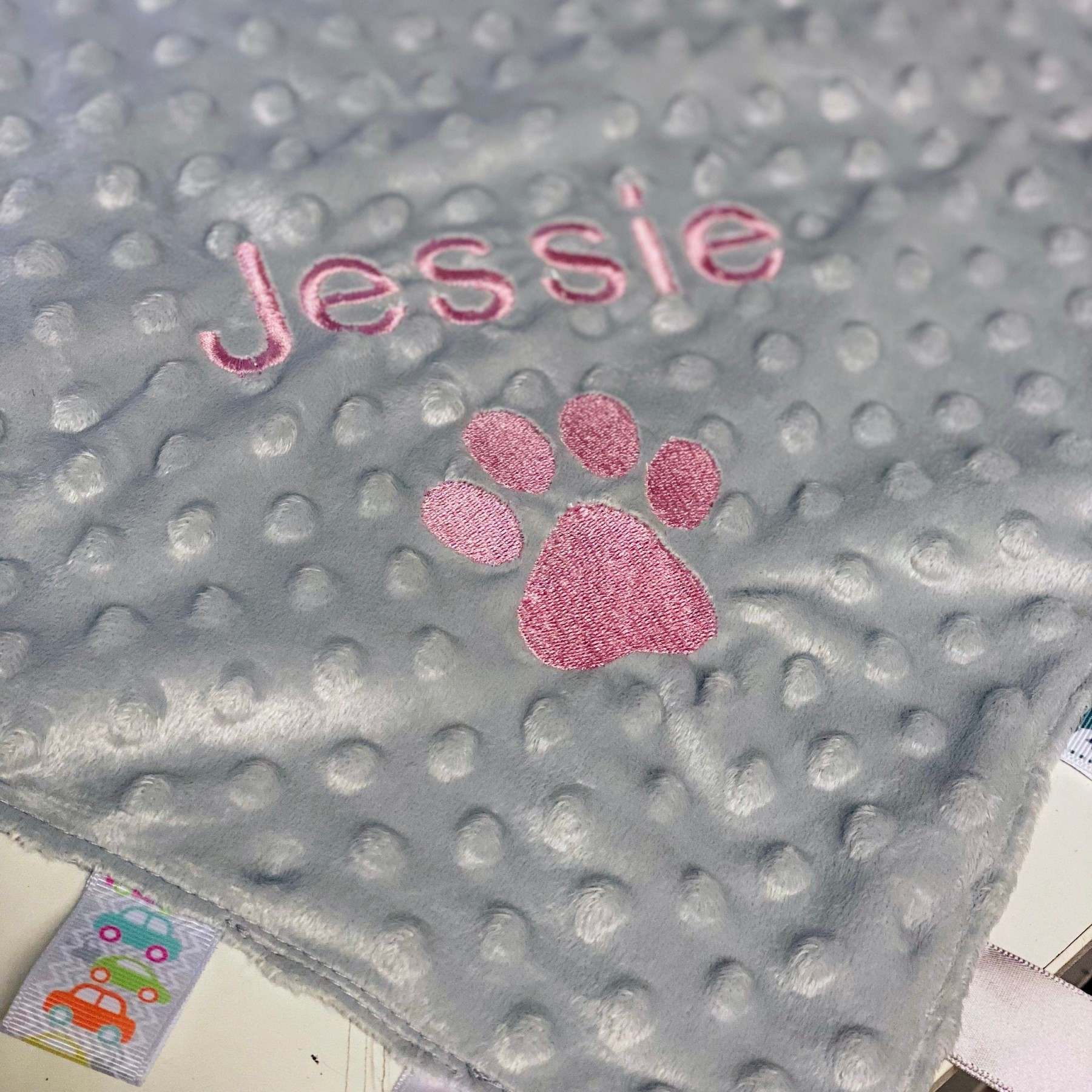 Personalized Pet Embroidery Comforter Ribbon Taggie | BKPet77