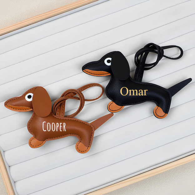 Personalized Lovely Leather Dachshund Keychain | CWGift08