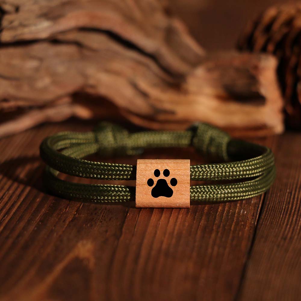 Personalized Engraved Pet Portrait Wooden Bracelet | MNMemo27