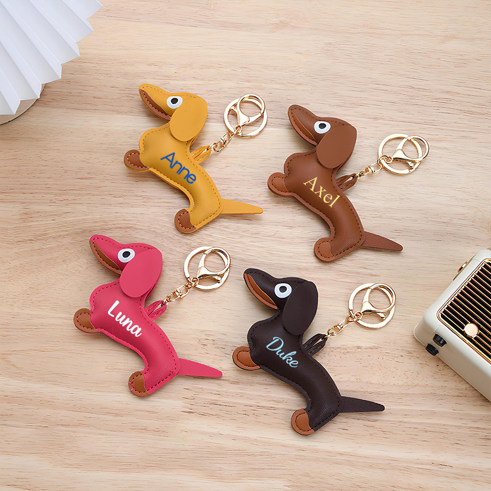 Personalized Lovely Leather Dachshund Keychain | CWGift09