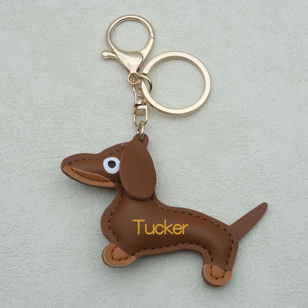 Personalized Lovely Leather Dachshund Keychain | CWGift09