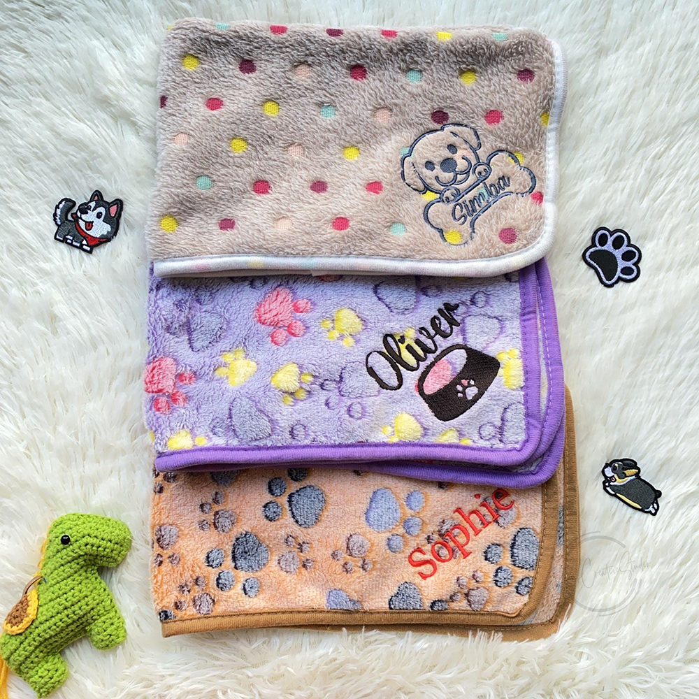 Personalized Embroidered Lovely Flannel Pet Blanket | BKPet353