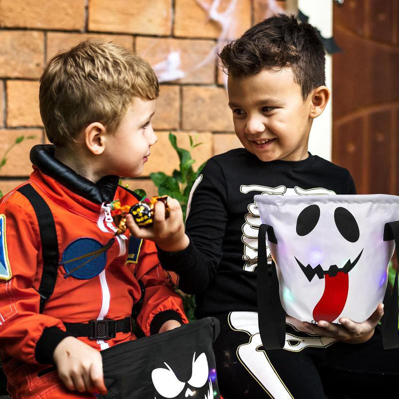 Personalized Halloween LED Light Treating Bucket | MNHalloween09